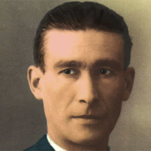 César M. Lorenzo